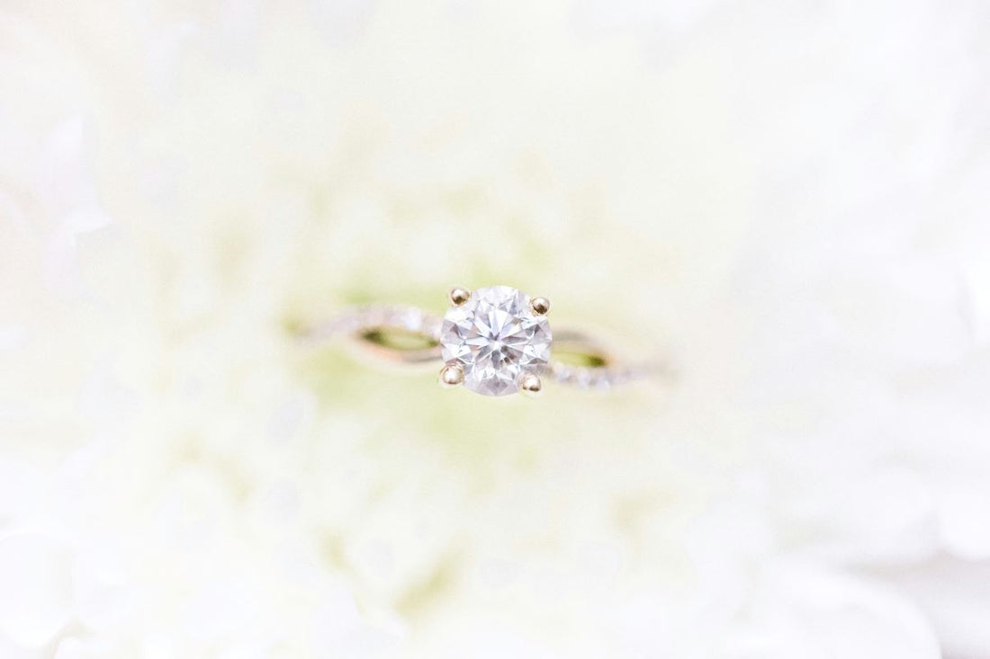 Cubic Zirconia vs. Diamond: Key Differences Explained