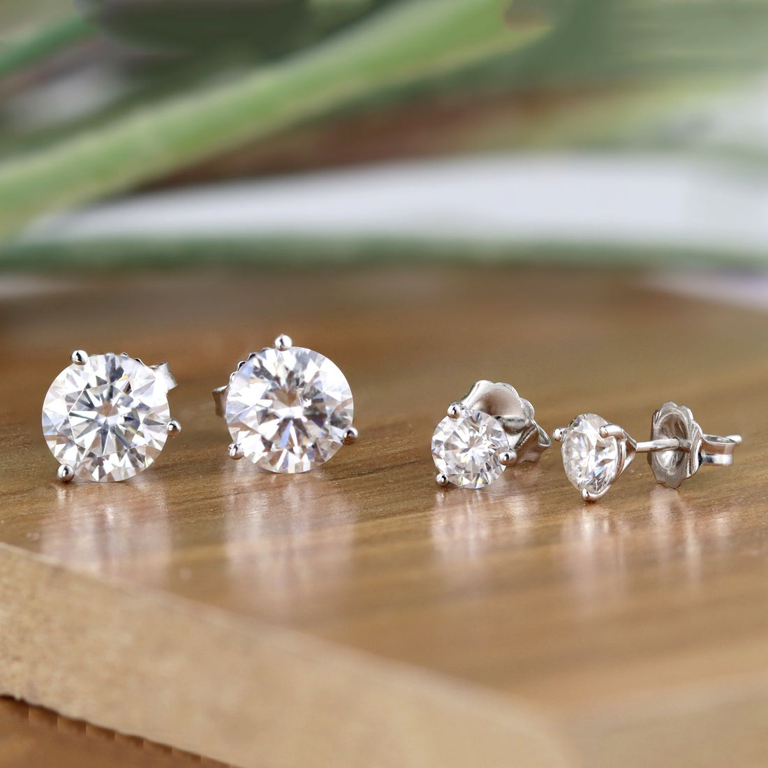 A Guide to Cut, Color, Clarity, and Carat of Moissanite Stud Earrings