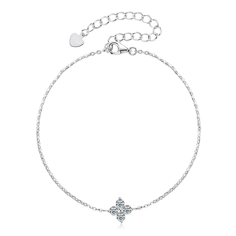 Minimalist Four-Leaf Clover Moissanite Bracelet