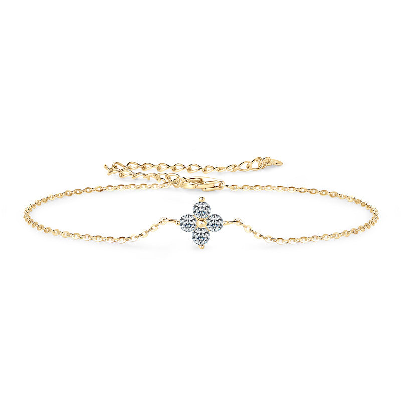 Minimalist Four-Leaf Clover Moissanite Bracelet