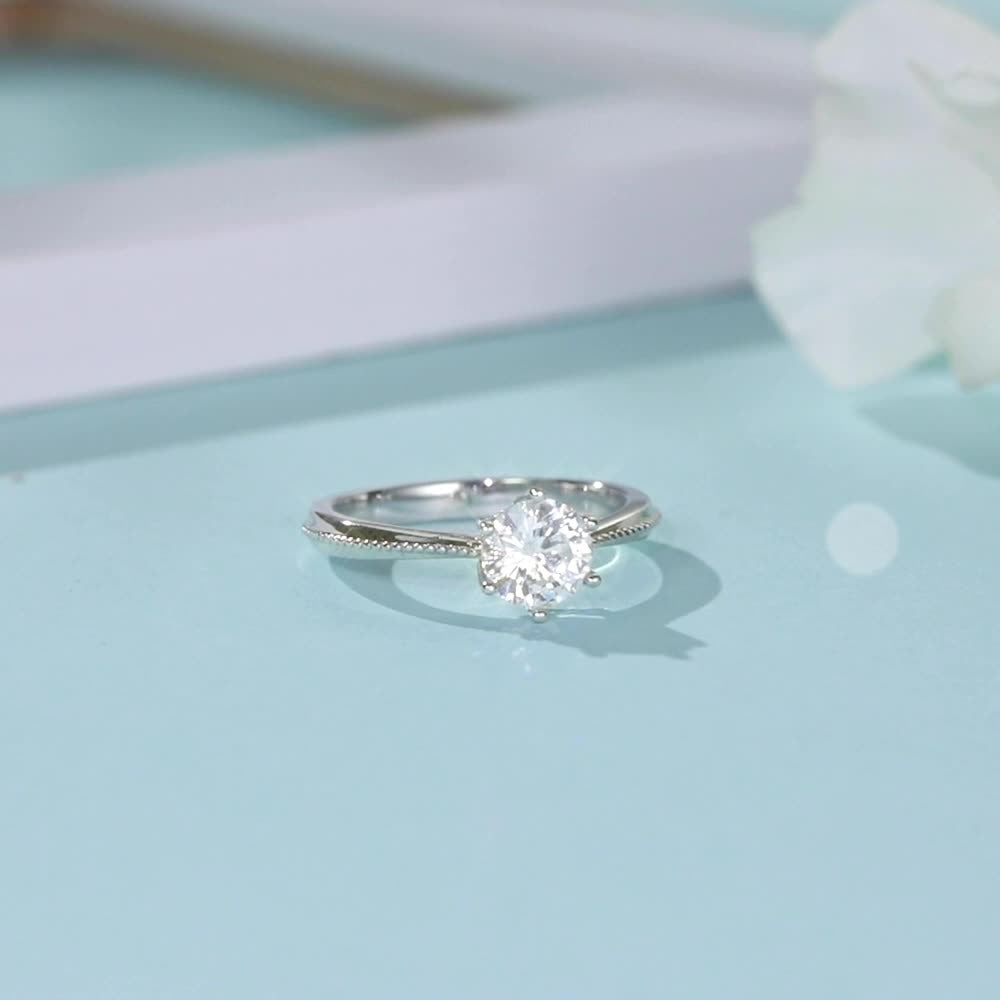 1 Carat Diamond Moissanite Ring 