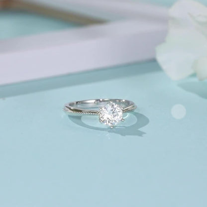 1 Carat Diamond Moissanite Ring 