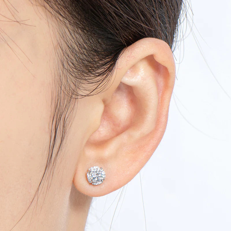 Classic Round Cut Moissanite Diamond Stud Earrings