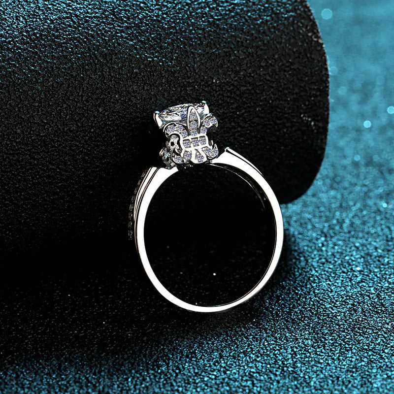 Flower Moissanite Diamond Classic Ring