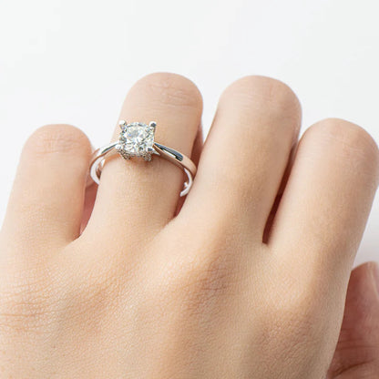 1 Carat Moissanite Solitaire Ring