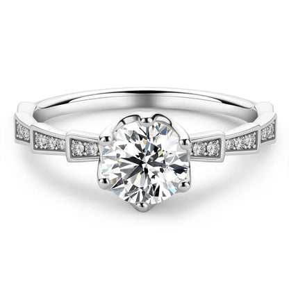 Engagement Round Cut Moissanite Ring