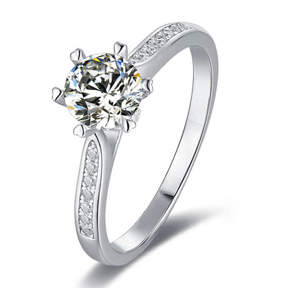 Round Cut Moissanite Ring