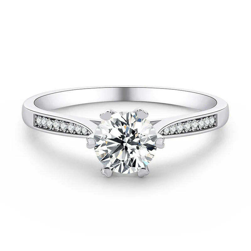 Round Cut Moissanite Ring