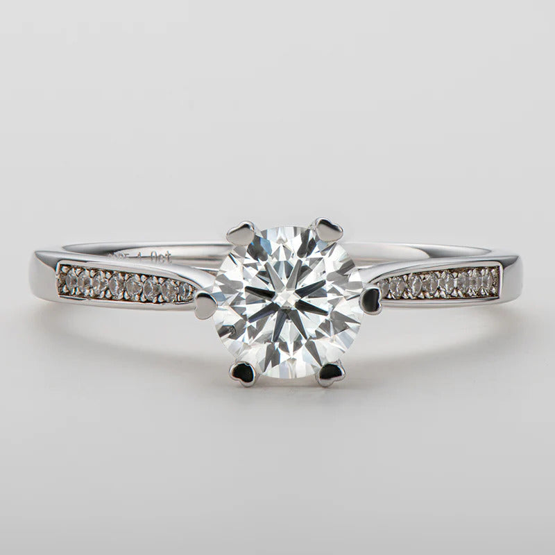 Round Cut Moissanite Ring