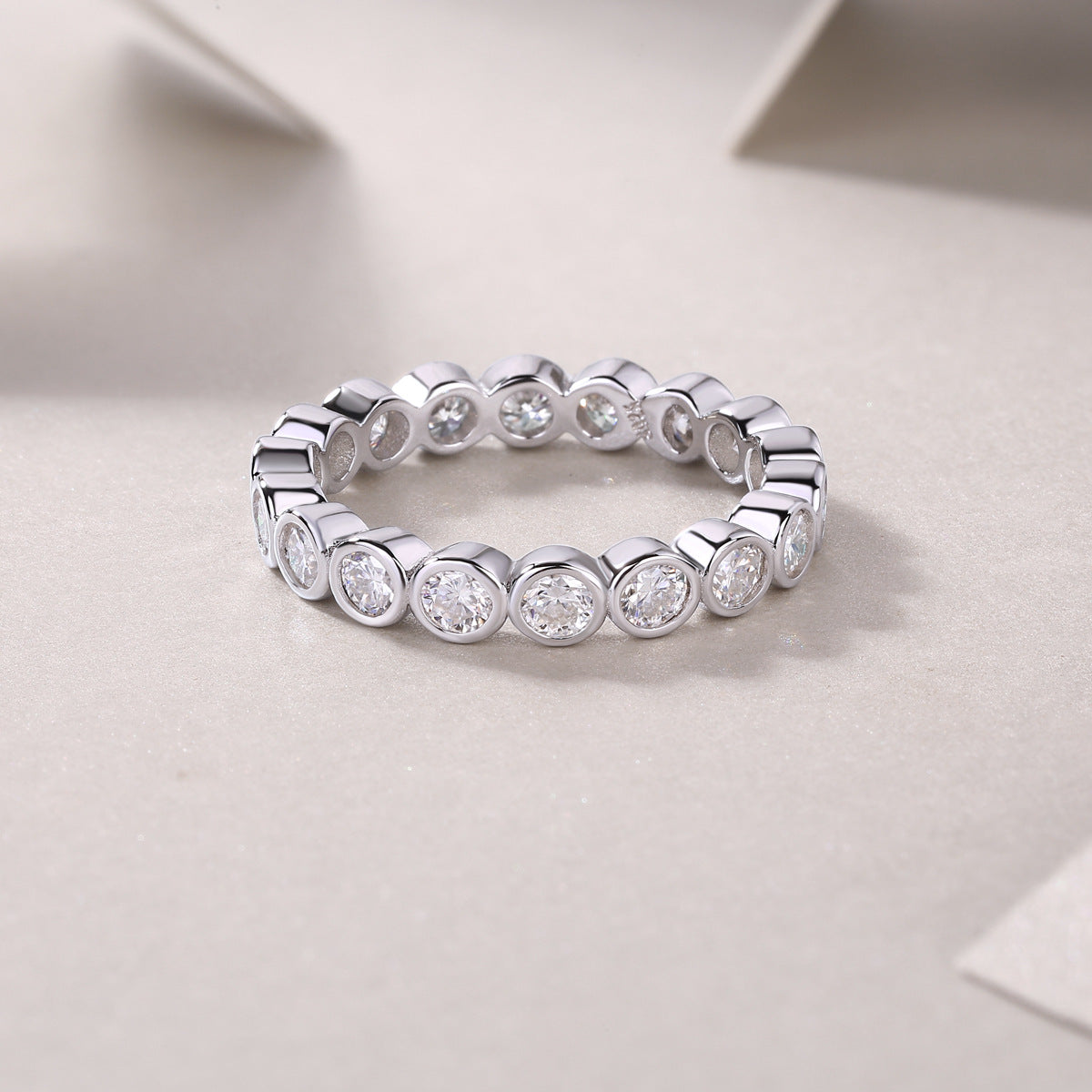 Round Brilliant Bezel Setting Moissanite Eternity Ring 