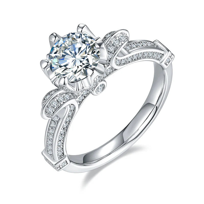  Round Cut 1ct Moissanite Ring