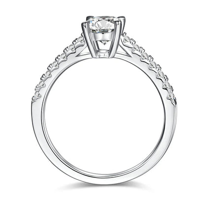 Oval Cut Moissanite Ring