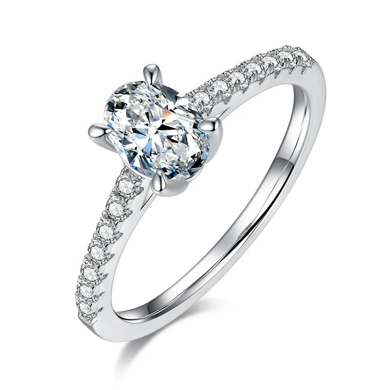 Oval Cut Moissanite Ring