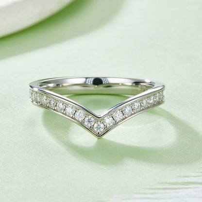 Wave-Shaped Micro Pave Moissanite Band