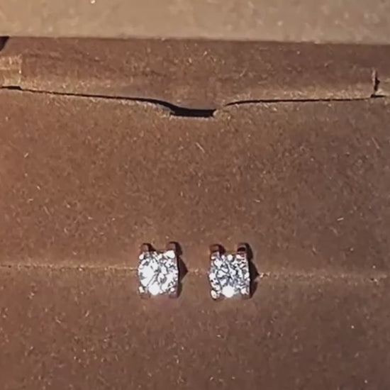 Moissanite Diamond Stud Earrings 