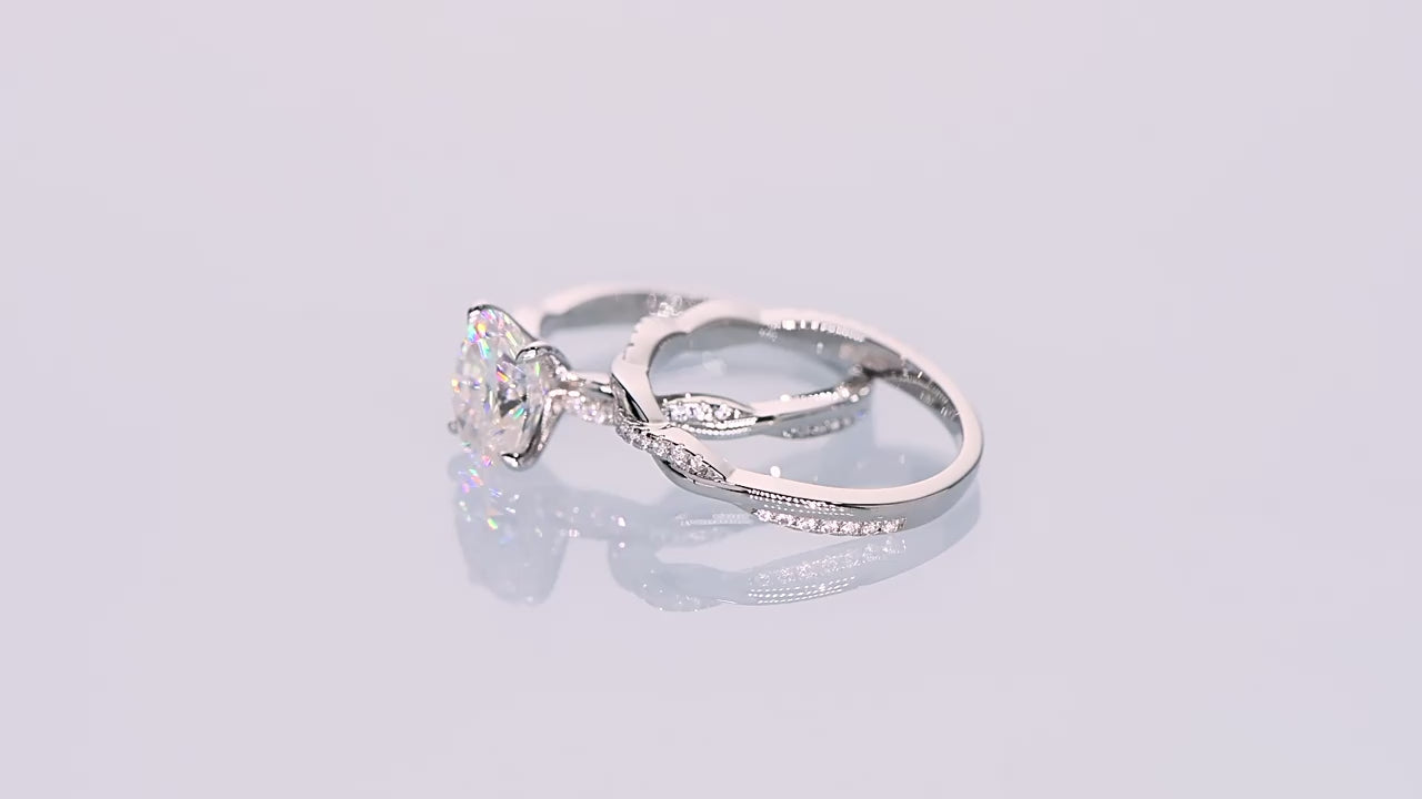 Oval Moissanite Diamond Wedding Set